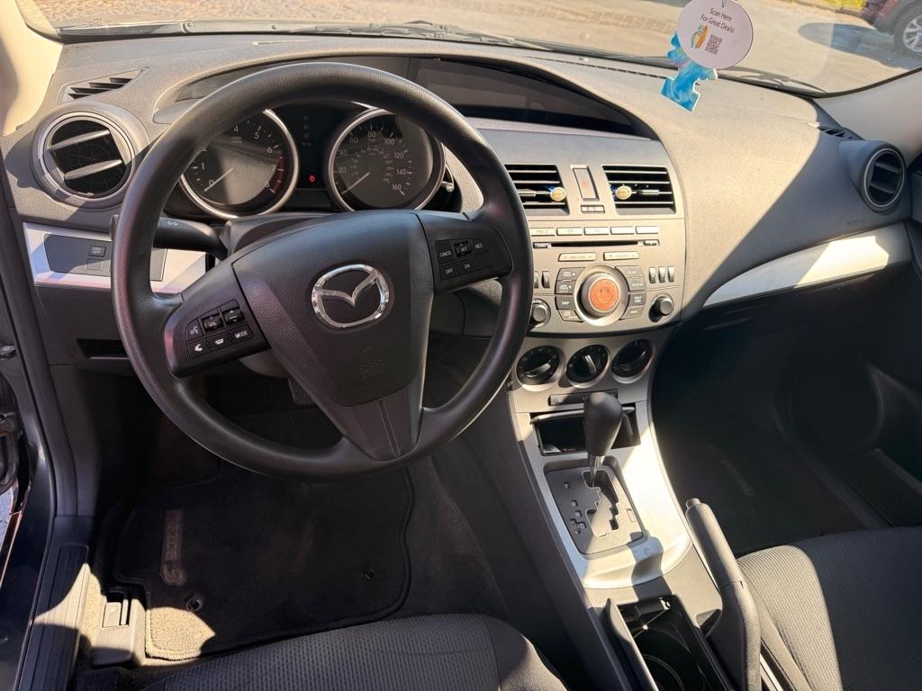 Mazda MAZDA3  2011