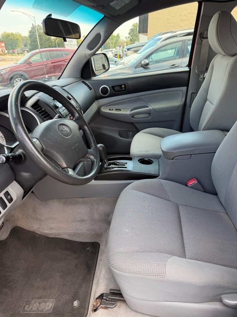 Toyota Tacoma  2010