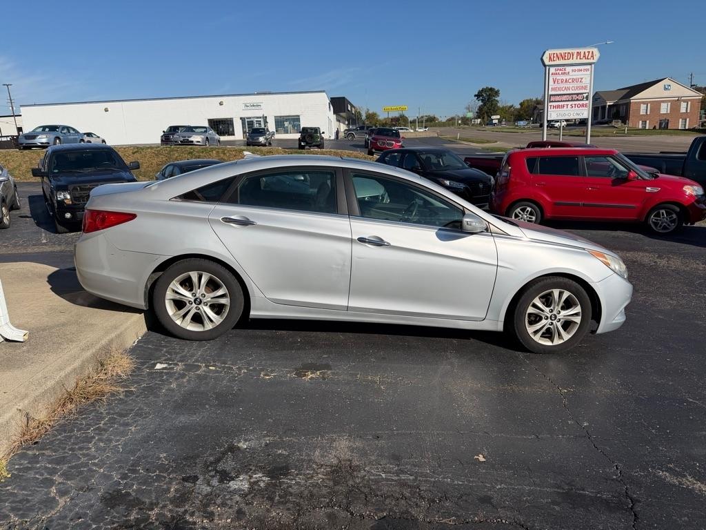 Hyundai Sonata  2013