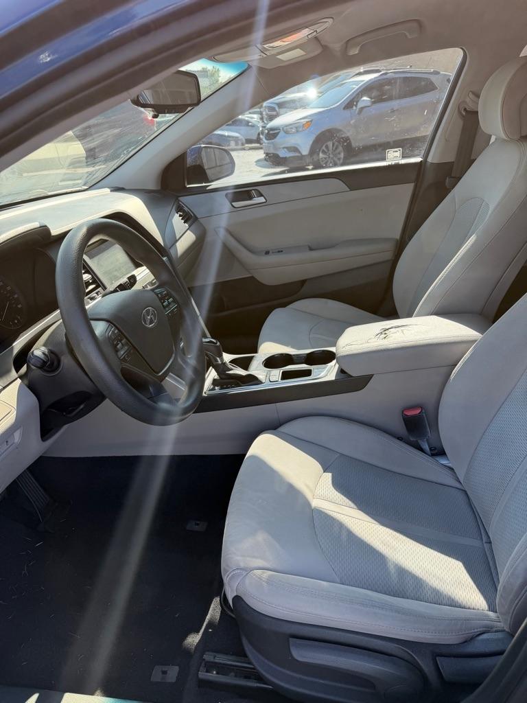 Hyundai Sonata  2016