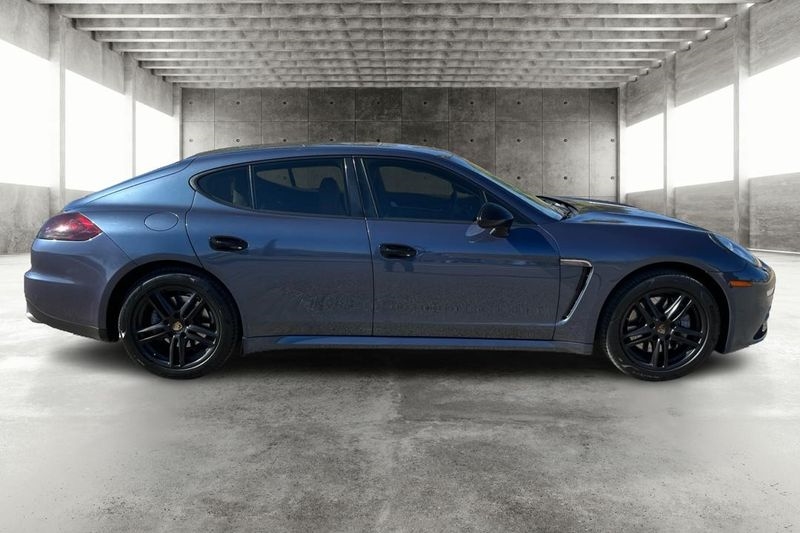 Porsche Panamera  2014