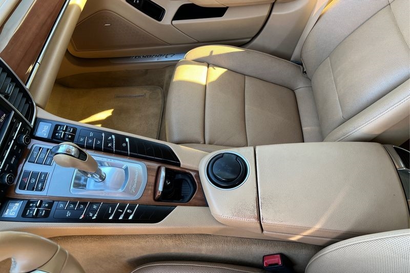 Porsche Panamera  2014