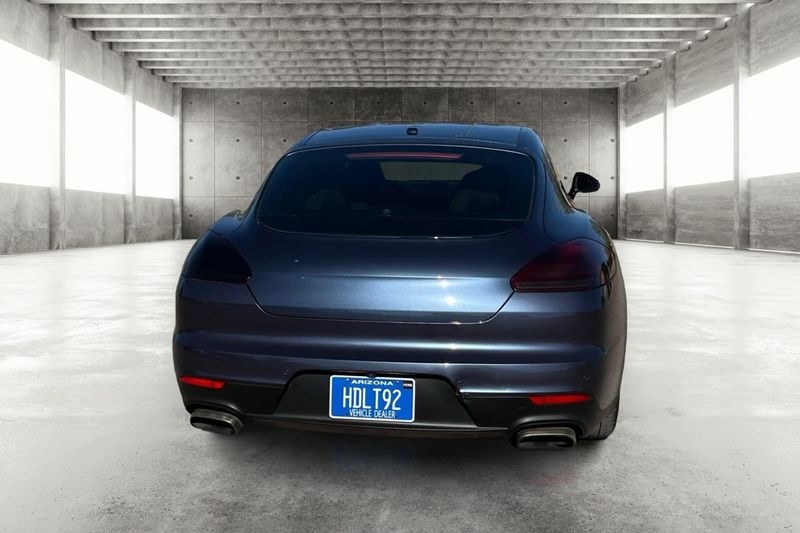 Porsche Panamera  2014