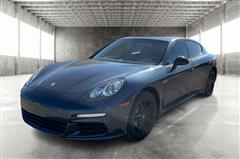 2014 Porsche Panamera 
