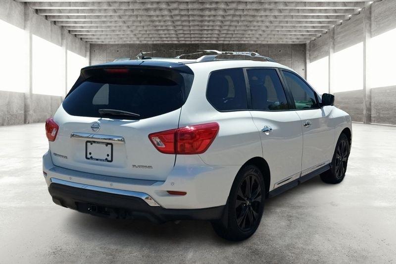 Nissan Pathfinder  2017