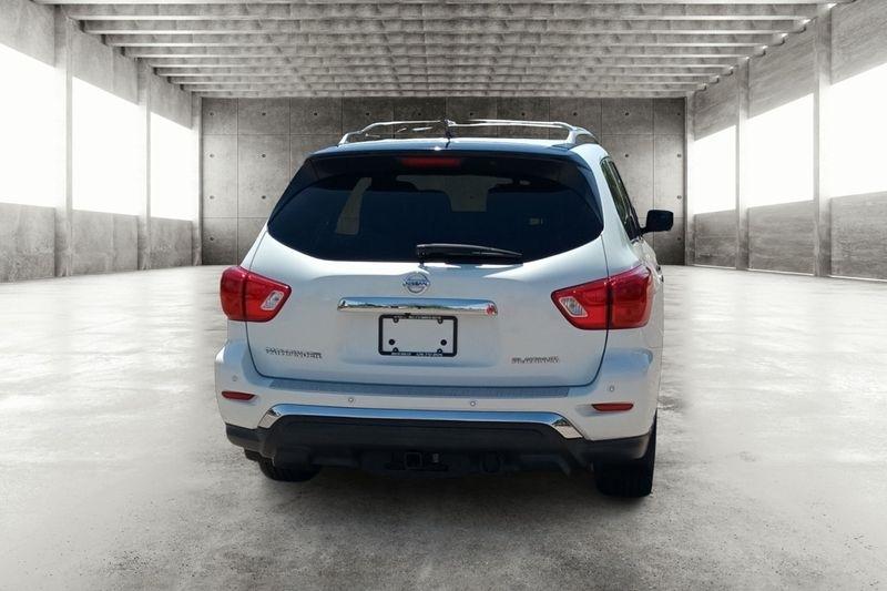 Nissan Pathfinder  2017