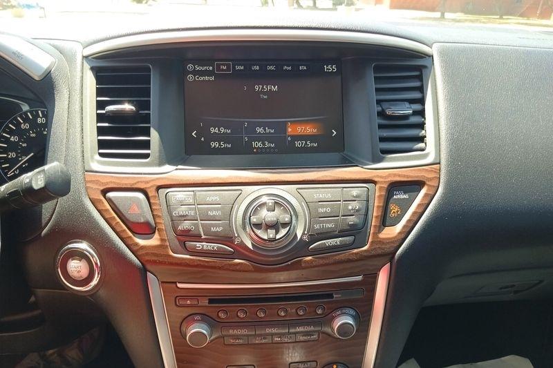Nissan Pathfinder  2017