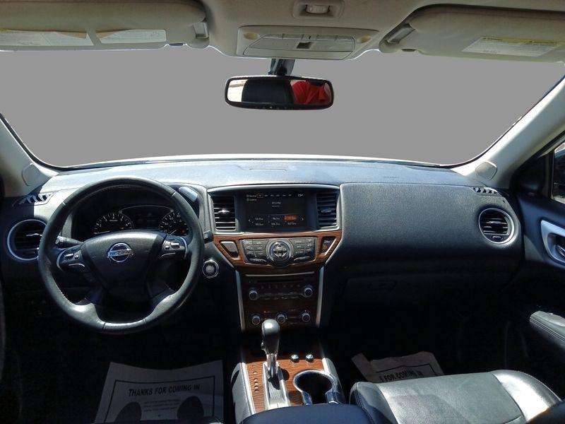 Nissan Pathfinder  2017