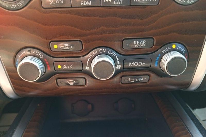 Nissan Pathfinder  2017