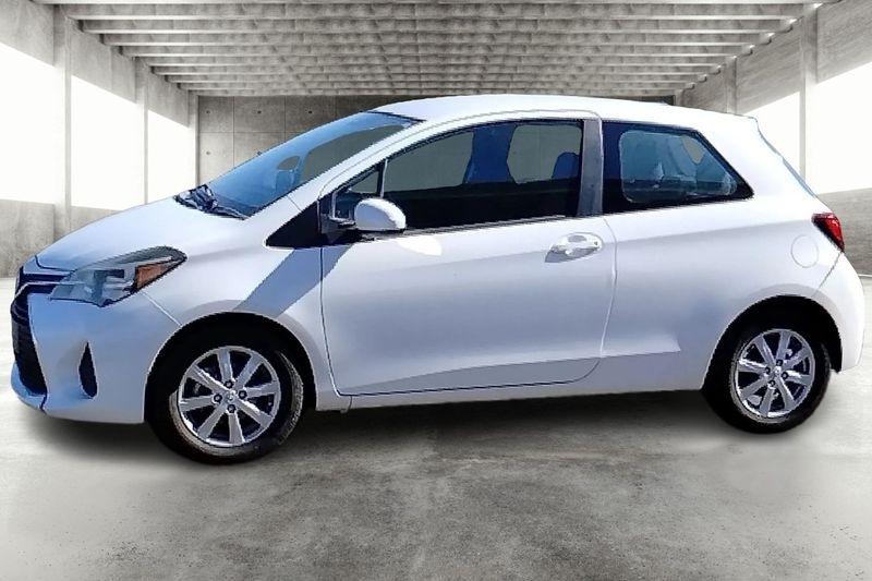 Toyota Yaris  2015