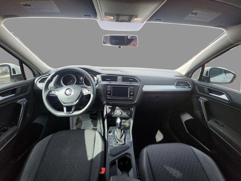 Volkswagen Tiguan  2021