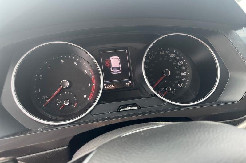 Volkswagen Tiguan  2021