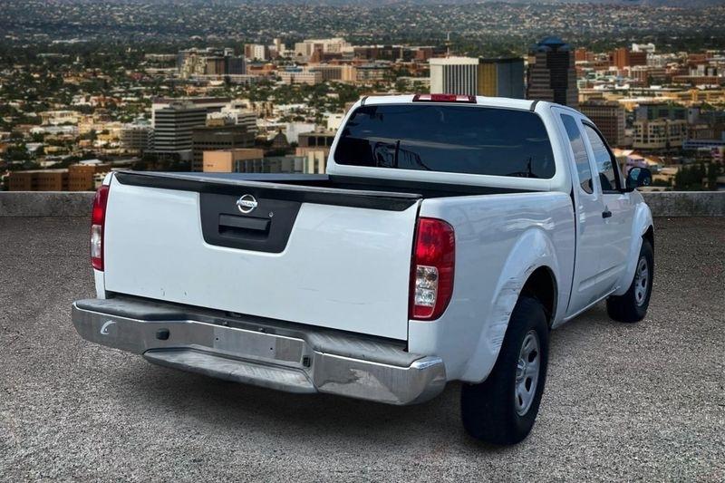 Nissan Frontier  2016