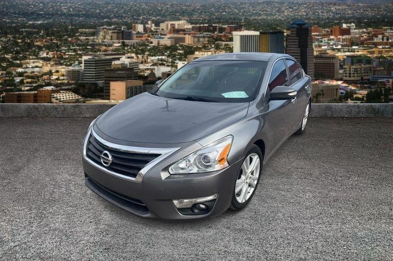 Nissan Altima  2015