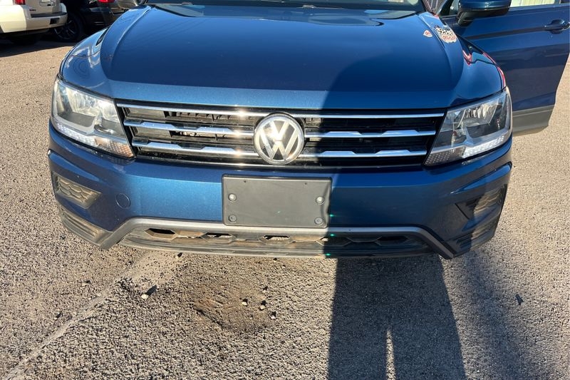 2019 Volkswagen Tiguan SEL R-Line photo 20