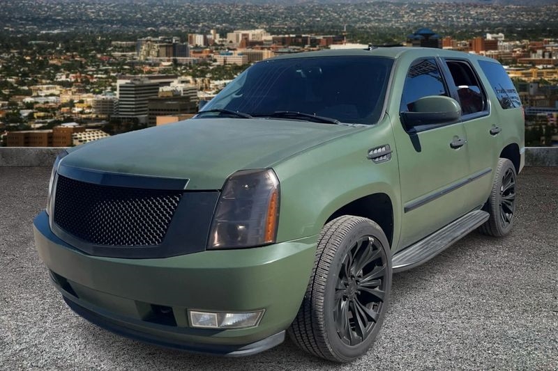 2008 Cadillac Escalade Standard