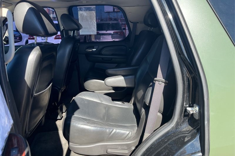 Cadillac Escalade  2008 Cadillac Escalade  2008