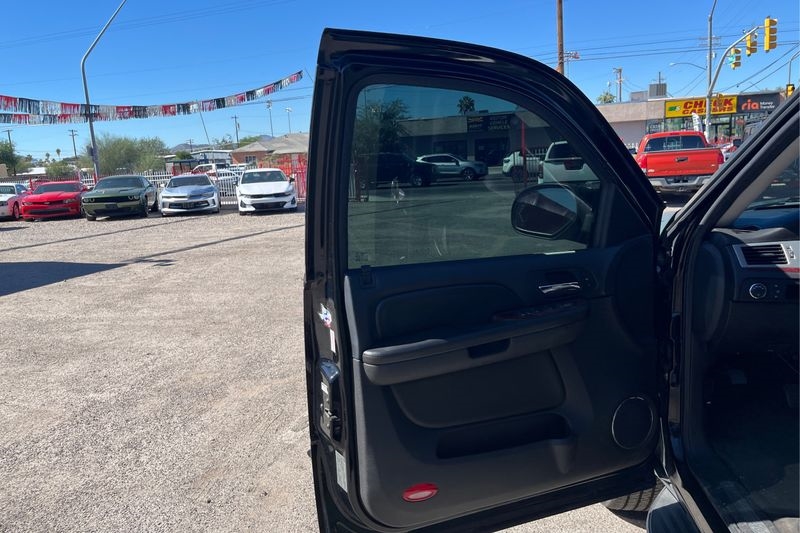 Cadillac Escalade  2008 Cadillac Escalade  2008