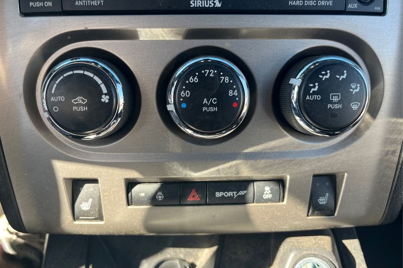 Dodge Challenger  2013 Dodge Challenger  2013