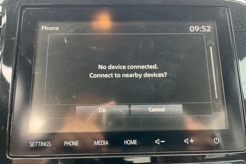 Mitsubishi Outlander  2020