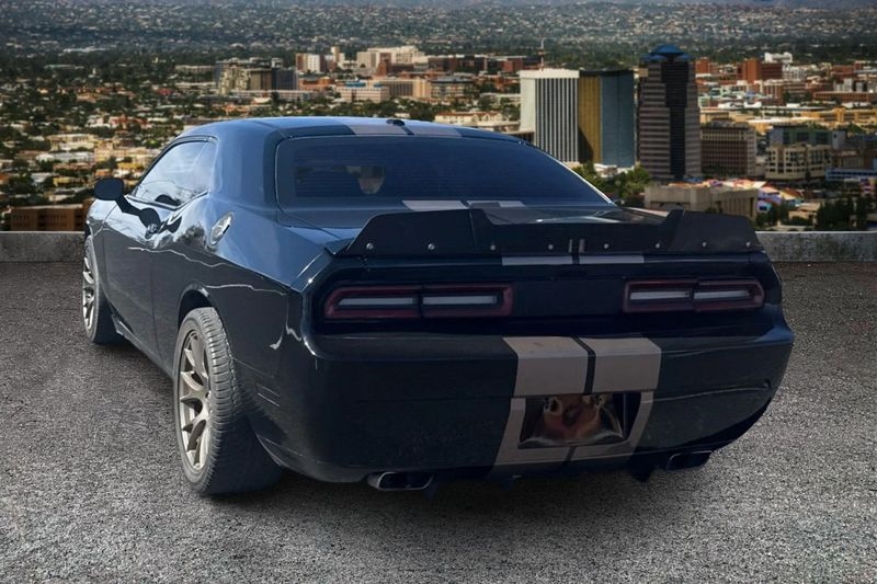 Dodge Challenger  2013