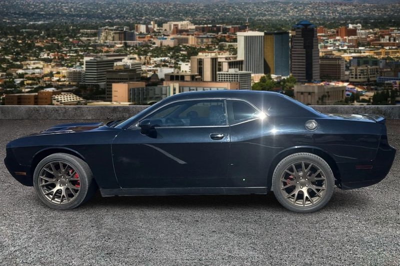 Dodge Challenger  2013