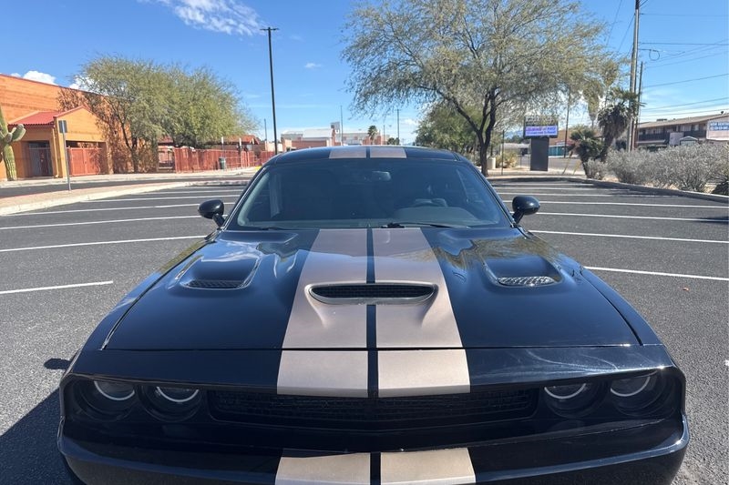 Dodge Challenger  2013