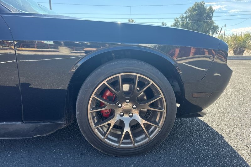 Dodge Challenger  2013