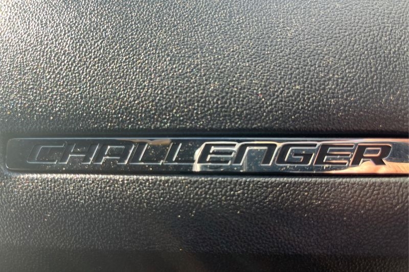 Dodge Challenger  2013