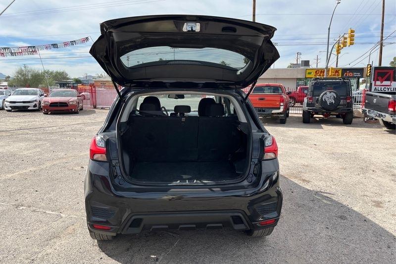 Mitsubishi Outlander Sport  2022