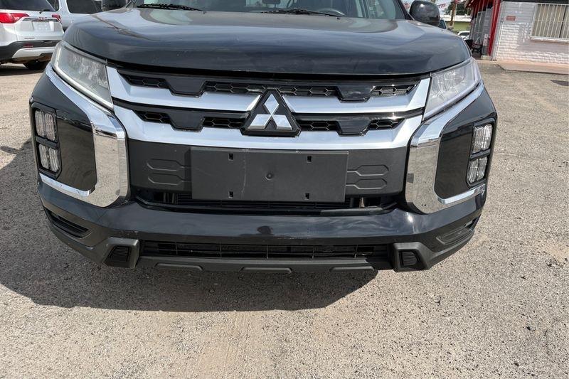 Mitsubishi Outlander Sport  2022