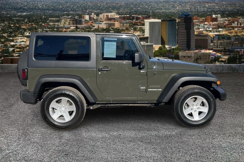 Jeep Wrangler  2016