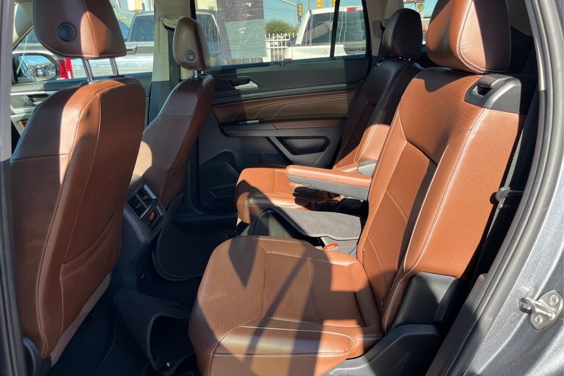 Volkswagen Atlas  2021