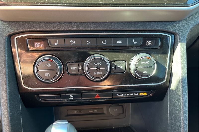 Volkswagen Atlas  2021