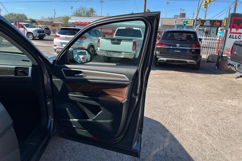 Volkswagen Atlas  2021