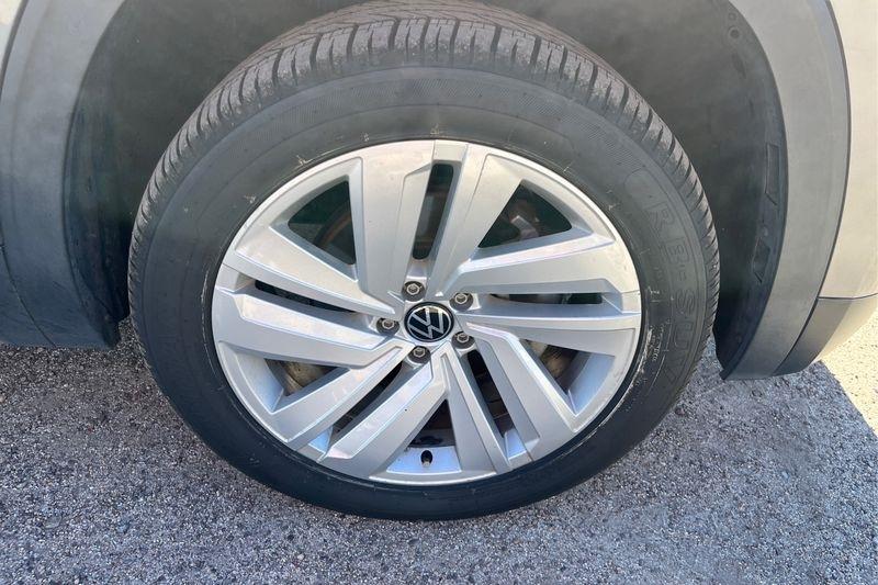 Volkswagen Atlas  2021