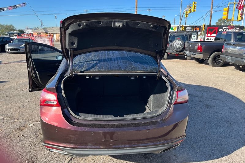 Chevrolet Malibu  2020