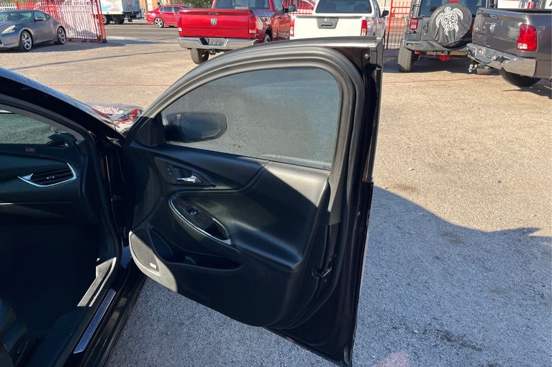 Chevrolet Malibu  2020