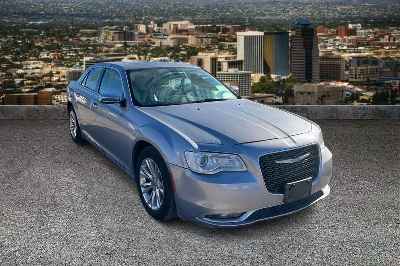 Chrysler 300  2016