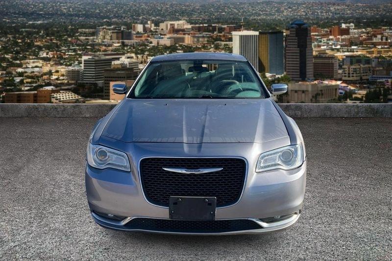 Chrysler 300  2016