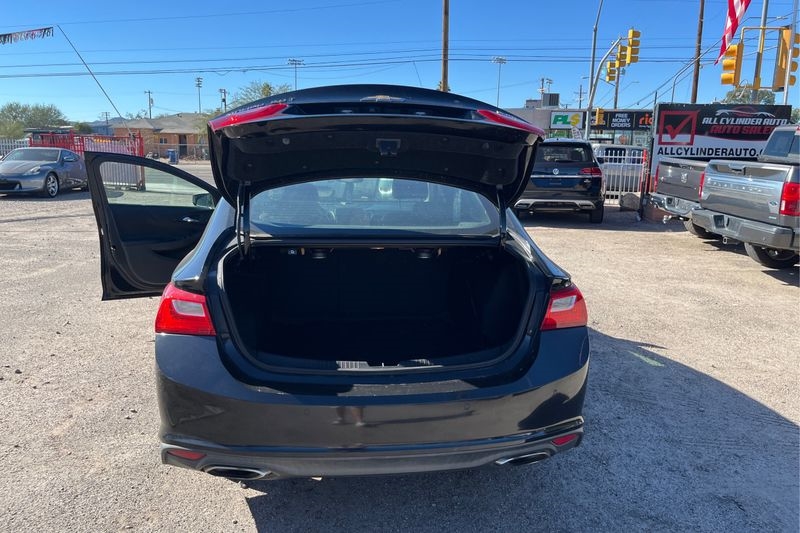 Chevrolet Malibu  2017