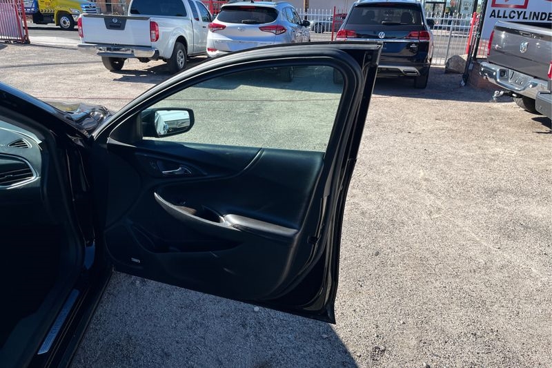 Chevrolet Malibu  2017