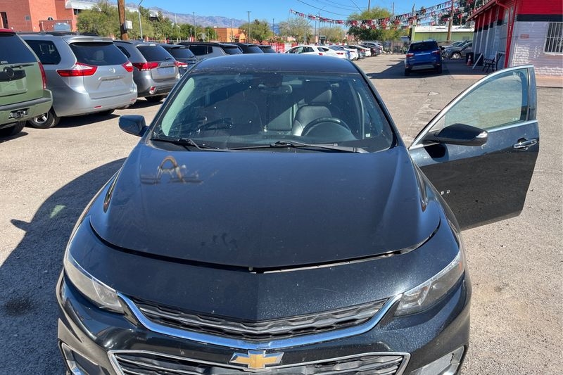 Chevrolet Malibu  2017