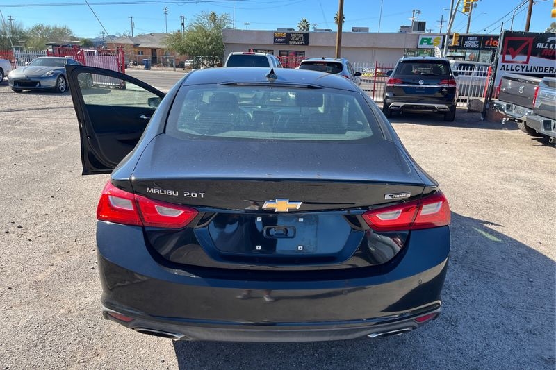 Chevrolet Malibu  2017