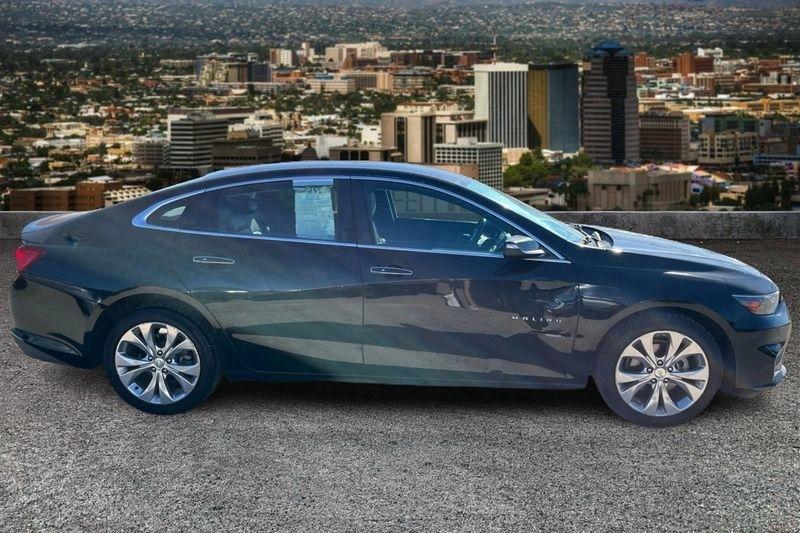 Chevrolet Malibu  2017