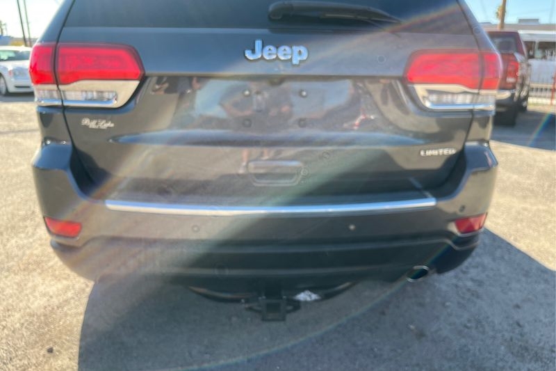 Jeep Grand Cherokee  2017