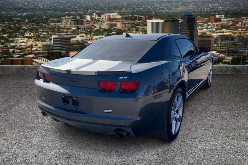 Chevrolet Camaro  2010