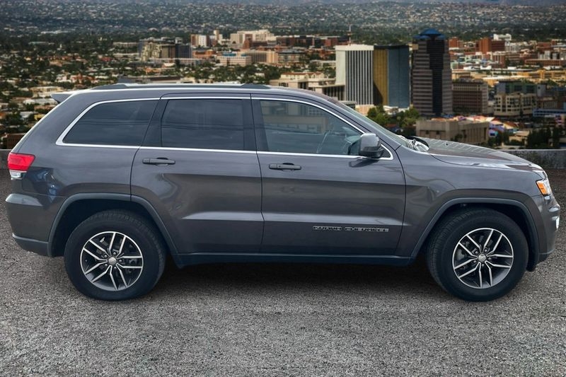 Jeep Grand Cherokee  2018