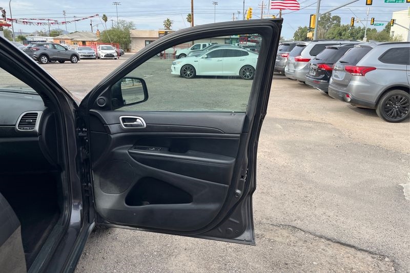 Jeep Grand Cherokee  2018