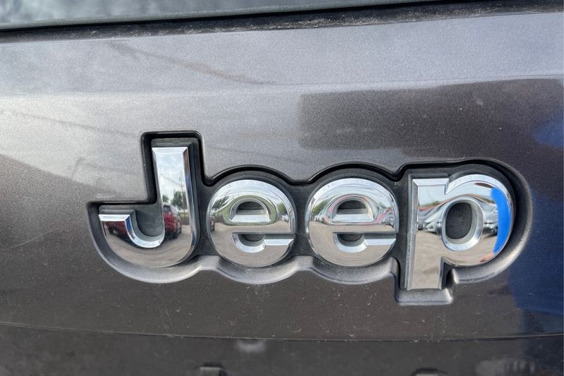 Jeep Grand Cherokee  2018